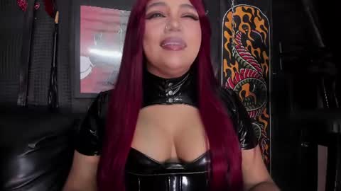 MISTRESS AMELIE online show from July 4, 3:24 am