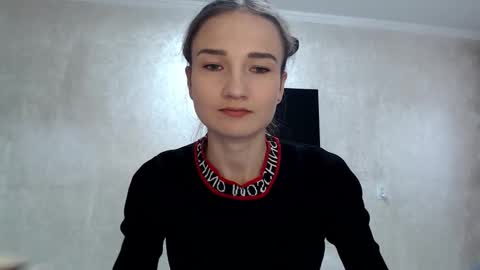 Julia  online show from November 11, 9:28 am