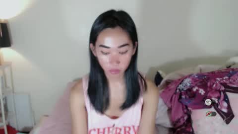 Snapshot of ami_lewis chatting on October 11, 2:27 am JOANNA online show from October 11, 2:27 am
