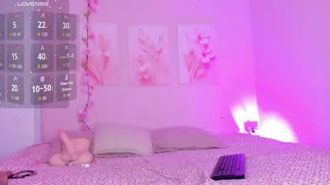 AmiiClark  online show from June 10, 6:17 pm