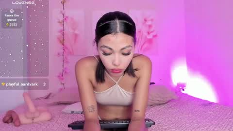 AmiiClark  online show from June 27, 7:20 pm
