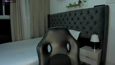 Amira sweet online show from May 15, 1:33 am