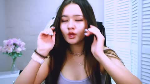 AmiMeow  online show from April 20, 11:57 am