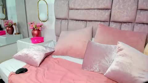 Amina online show from September 12, 7:29 am