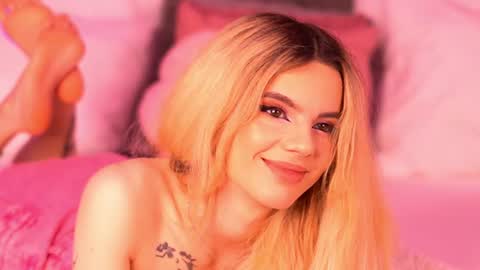 amiralovely online show from June 25, 7:04 pm