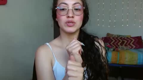 amitlu_ online show from October 18, 6:31 pm