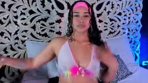 Ammy Nova online show from August 3, 7:08 pm