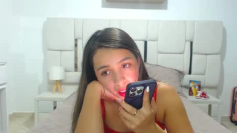 Snapshot of ammy_velez chatting on January 8, 10:16 pm ammy_velez online show from January 8, 10:16 pm