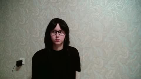 Amomira online show from December 23, 7:30 pm