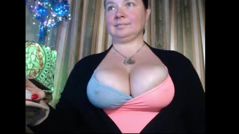 Snapshot of amorelara chatting on September 16, 10:34 am amorelara online show from September 16, 10:34 am