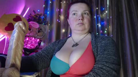 amorelara online show from May 12, 9:17 am