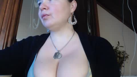 Snapshot of amorelara chatting on January 26, 7:42 am amorelara online show from January 26, 7:42 am
