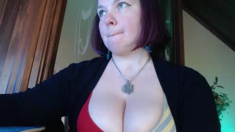 Snapshot of amorelara chatting on March 3, 10:00 am amorelara online show from March 3, 10:00 am