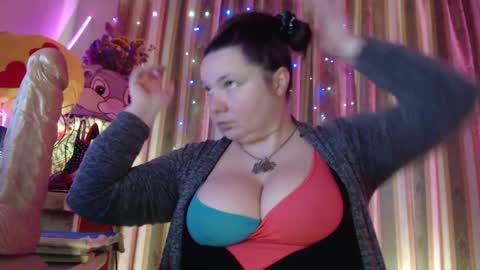 amorelara online show from April 30, 7:46 am