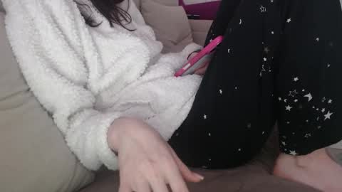 miss unforgettable online show from January 11, 9:47 am