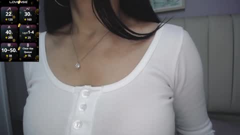 Snapshot of amy_le chatting on December 23, 1:56 pm Amy online show from December 23, 1:56 pm