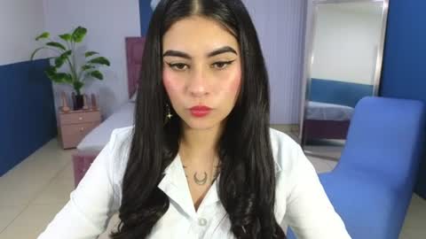 Amy online show from August 3, 7:08 pm