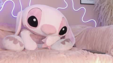 Amy online show from June 18, 8:25 pm
