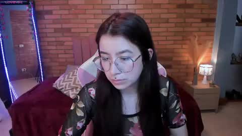 Amy sophia 3 online show from June 17, 11:33 am