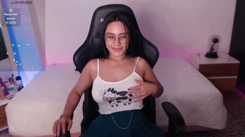 Mia Cristancho online show from October 8, 8:35 pm