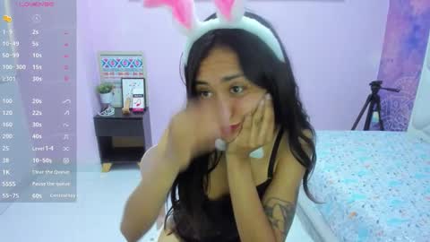 Amy online show from October 9, 6:01 pm