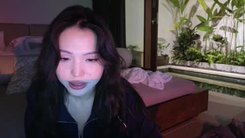 Snapshot of amyalwayshere chatting on March 2, 2:36 pm girl next door named Amy online show from March 2, 2:36 pm