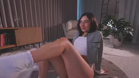 Amy Armstrong online show from July 25, 10:39 pm
