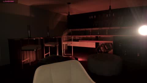 Amy Armstrong online show from January 21, 11:55 pm