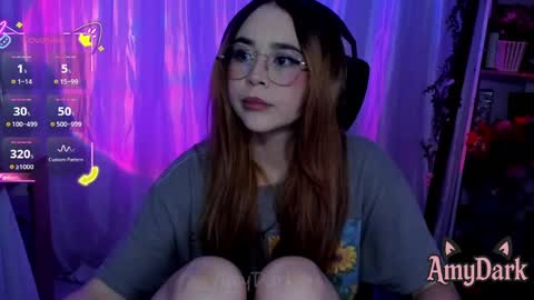 Snapshot of amydark chatting on October 14, 9:39 pm Amy online show from October 14, 9:39 pm
