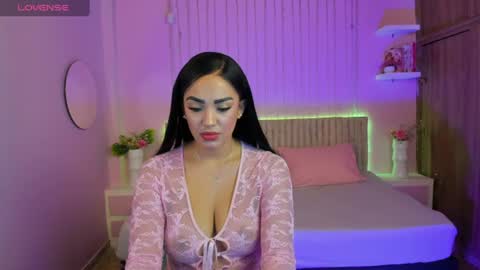 amyjohnsonn online show from July 5, 8:25 pm