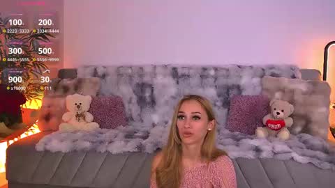 amykentt online show from July 4, 2:57 pm