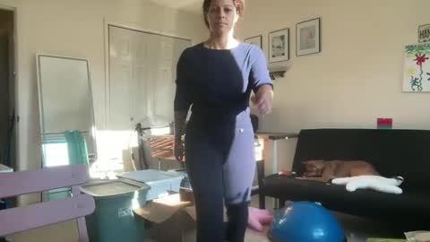 Amy Smilez online show from December 4, 1:53 pm