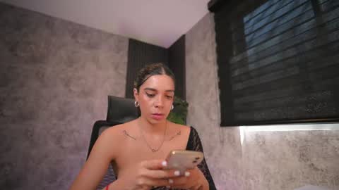 AMY WALKER online show from July 28, 3:21 pm
