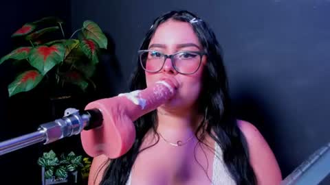 amywhitte_ online show from July 16, 3:44 am