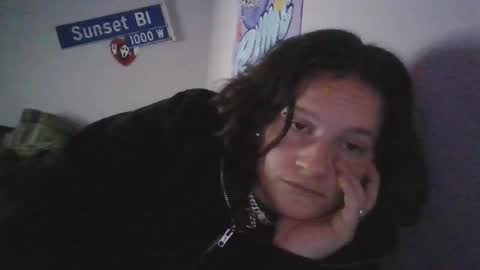 an_e333 online show from November 17, 5:41 am