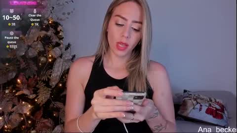Snapshot of ana_becker1 chatting on January 4, 12:59 am Ana online show from January 4, 12:59 am