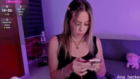 Ana online show from November 7, 8:42 am