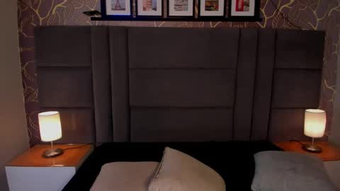 Ana  online show from February 9, 11:47 am