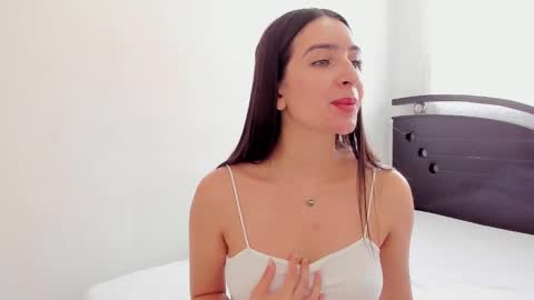 Ana  IG an castillo 1 online show from February 9, 12:52 pm