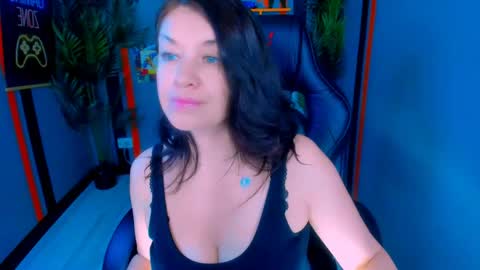 Ana online show from April 30, 5:51 pm
