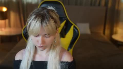 Sweet girls online show from July 15, 11:15 am
