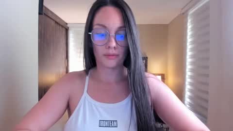 Snapshot of anabel_25 chatting on January 10, 8:26 pm Anabel online show from January 10, 8:26 pm