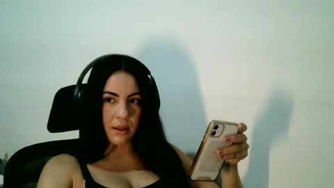 anabelenogueira1 online show from June 27, 3:40 pm