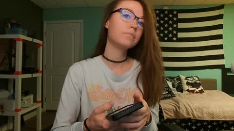 Anabelleleigh online show from November 14, 1:33 pm