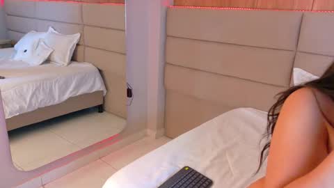 Snapshot of anabelleray chatting on September 20, 7:34 pm anabelleray online show from September 20, 7:34 pm