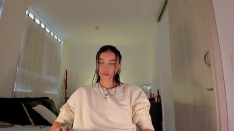 ANABEL WOLF  online show from January 25, 2:08 pm