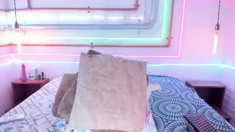Anna online show from June 30, 5:01 pm