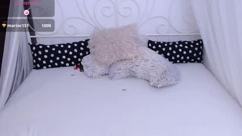 Ana online show from February 7, 7:07 pm