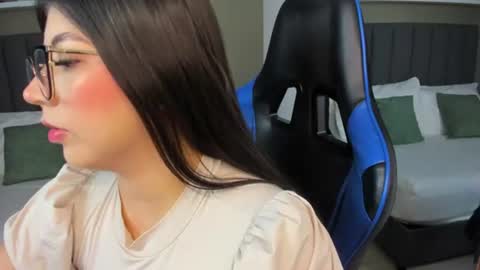 A N A online show from July 28, 2:24 pm