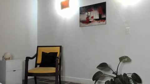 Ana Henao or Annie... Follow me ahenaocb Insta  X online show from March 14, 3:18 am